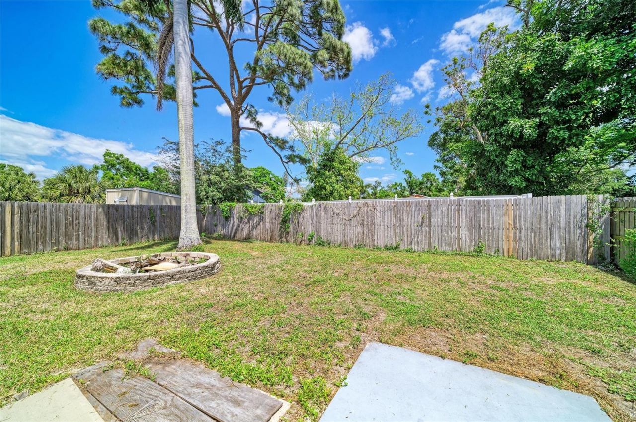 1609 17th Street W, Bradenton, FL 34205 Photo