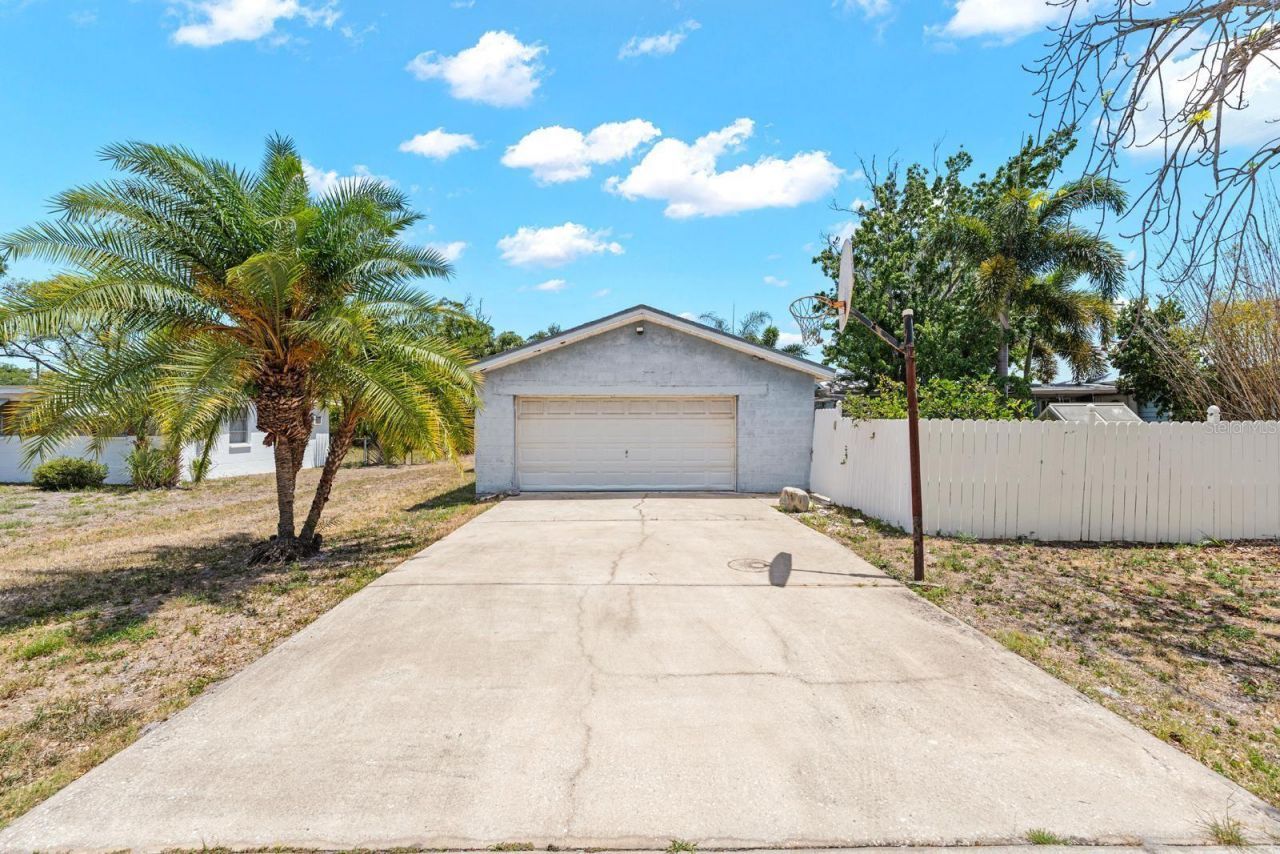 2915 W Ballast Point Boulevard, Tampa, FL 33611 Photo