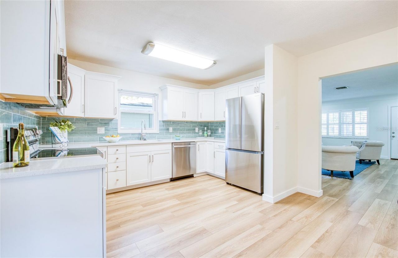 662 Villagrande Avenue S, Saint Petersburg, FL 33707 Photo