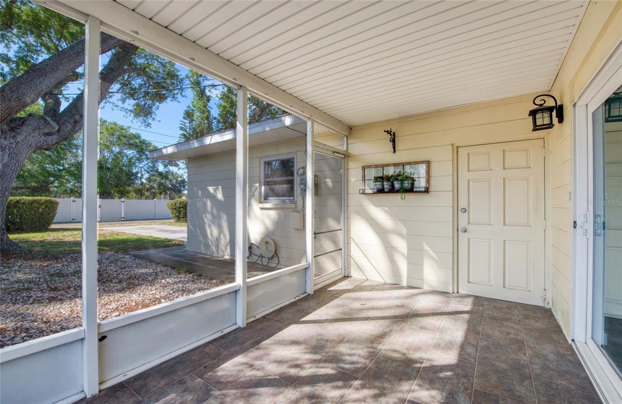 662 Villagrande Avenue S, Saint Petersburg, FL 33707 Photo