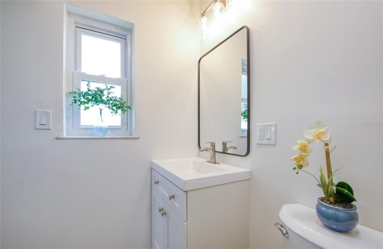 662 Villagrande Avenue S, Saint Petersburg, FL 33707 Photo