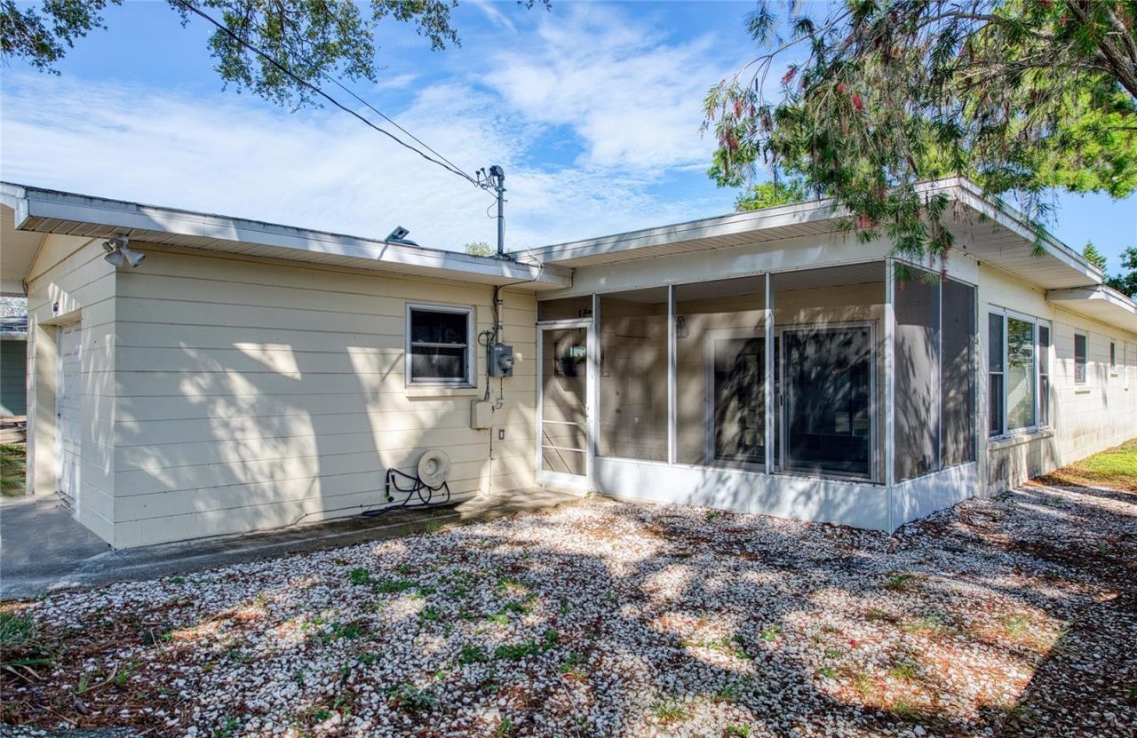 662 Villagrande Avenue S, Saint Petersburg, FL 33707 Photo