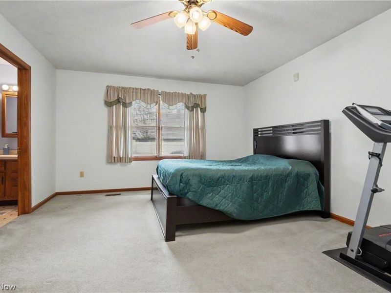 145 Michael Lane , Cuyahoga Falls, OH 44223 Photo 15