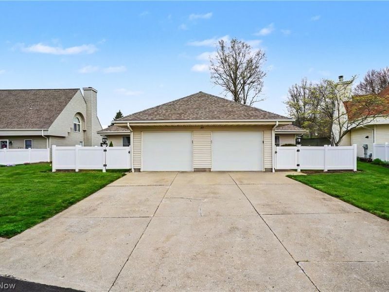 145 Michael Lane , Cuyahoga Falls, OH 44223 Photo 27