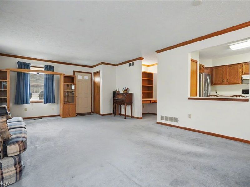 145 Michael Lane , Cuyahoga Falls, OH 44223 Photo 4