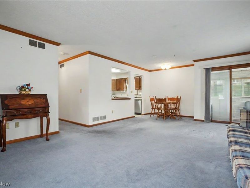 145 Michael Lane , Cuyahoga Falls, OH 44223 Photo 6