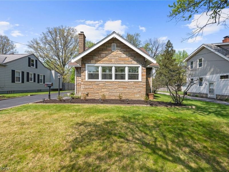 4521 Telhurst Road, South Euclid, OH 44121 Photo 2