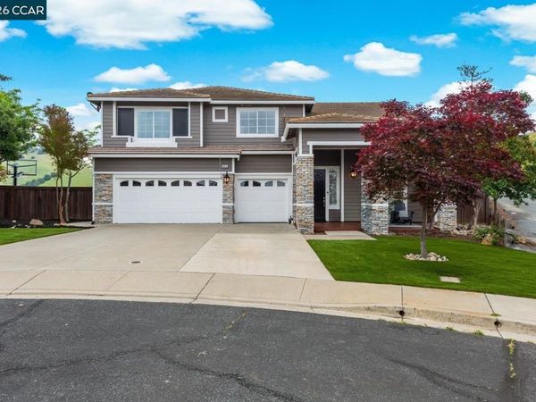 9013 Elk Dr, Clayton, CA 94517