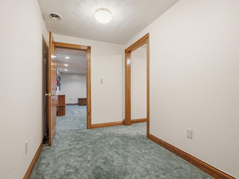 954 Forest Edge Avenue, Springfield, OH 45503 Photo 57