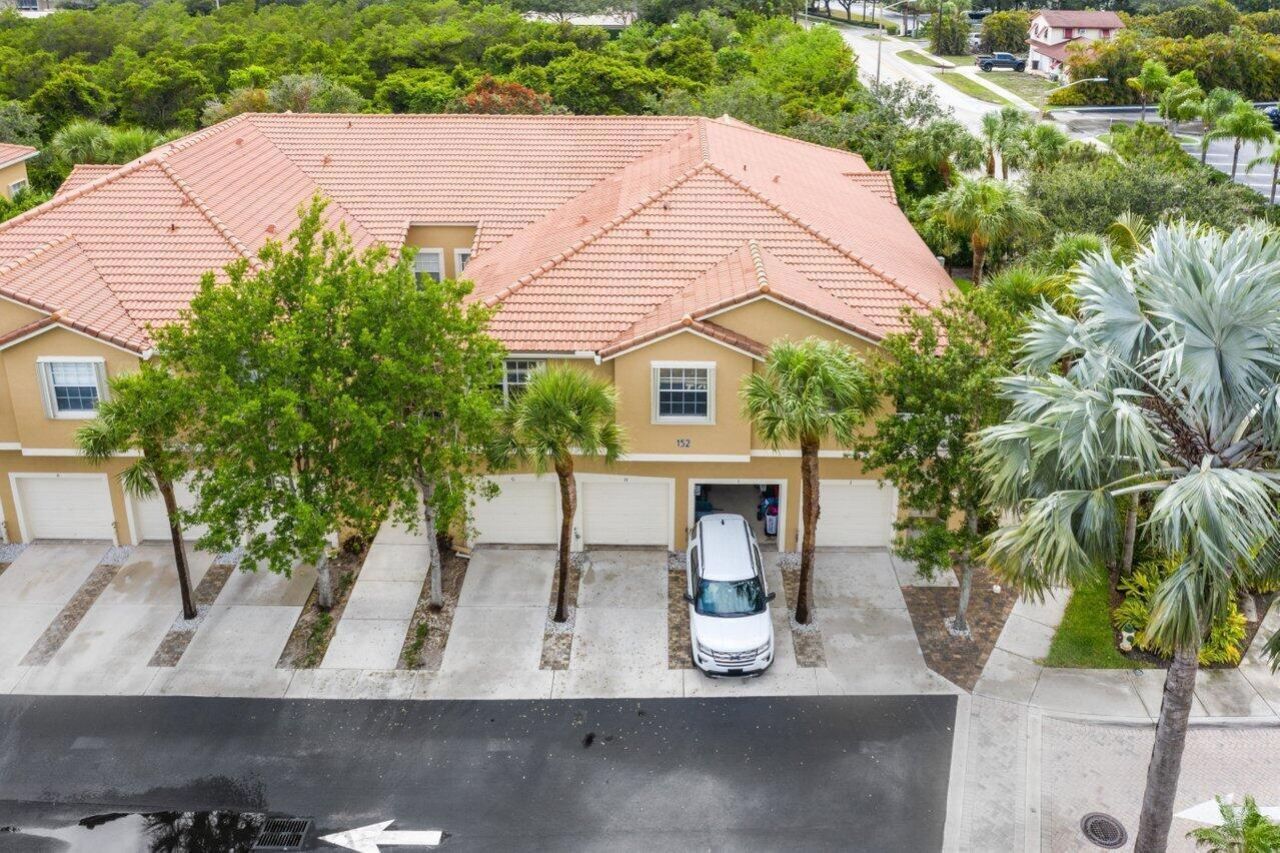 152 Village Boulevard, Unit H, Tequesta, FL 33469 Photo