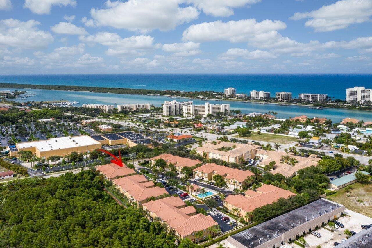 152 Village Boulevard, Unit H, Tequesta, FL 33469 Photo