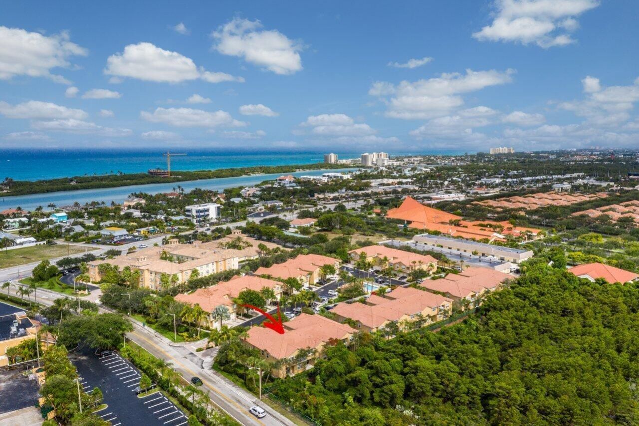 152 Village Boulevard, Unit H, Tequesta, FL 33469 Photo