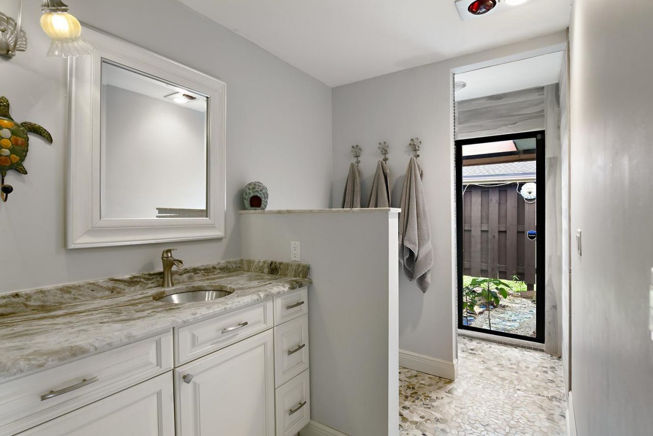 2142 SE Bryson Avenue, Port Saint Lucie, FL 34952 Photo