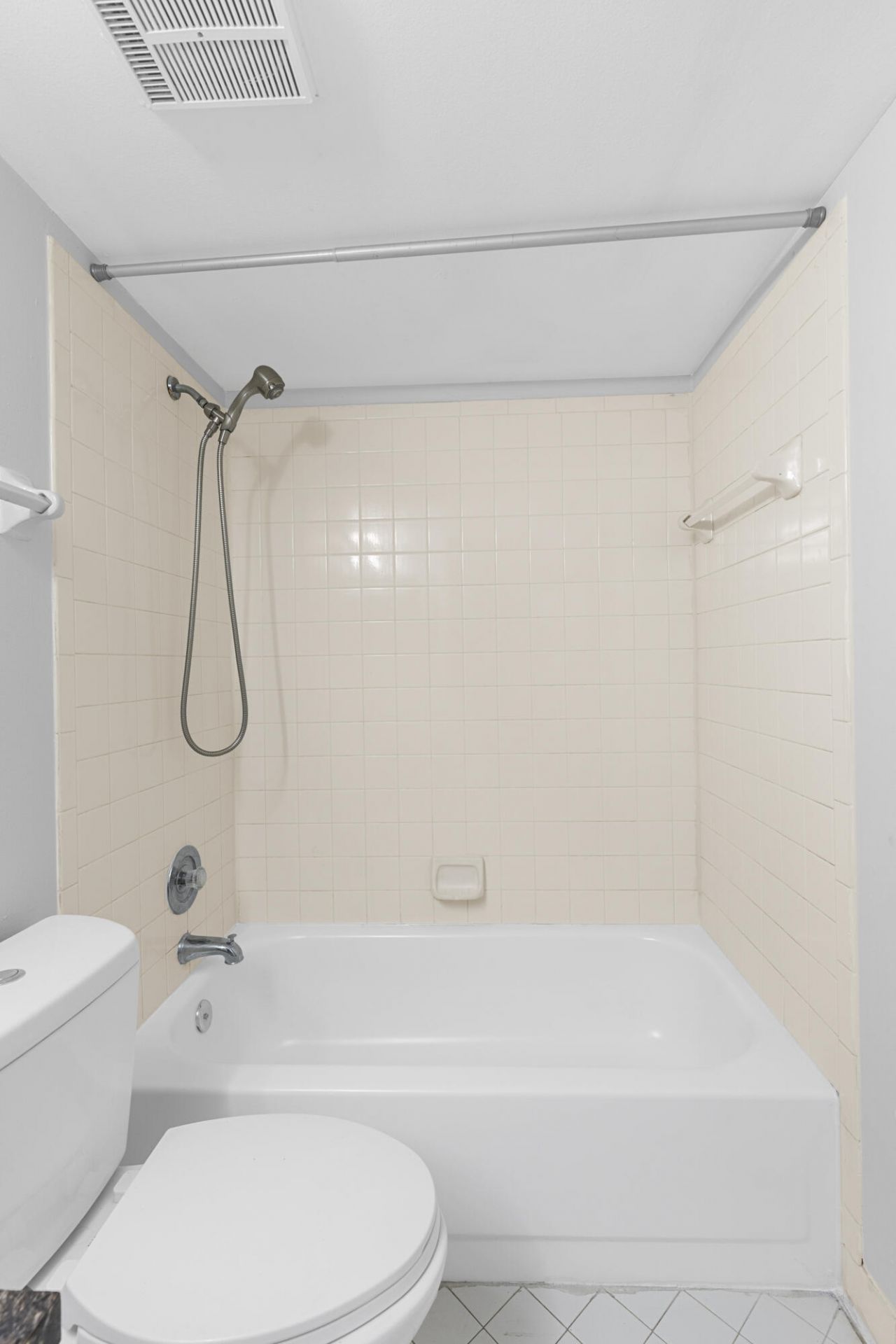 3469 NW 44th Street, Unit 104, Lauderdale Lakes, FL 33309 Photo