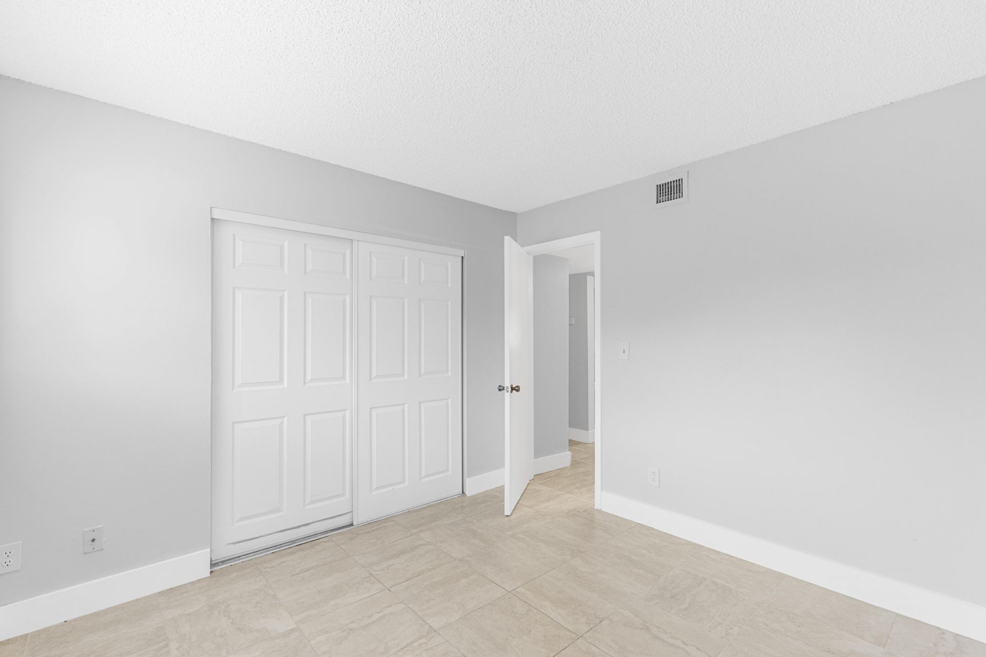 3469 NW 44th Street, Unit 104, Lauderdale Lakes, FL 33309 Photo