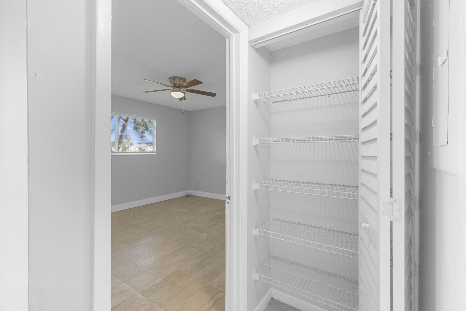 3469 NW 44th Street, Unit 104, Lauderdale Lakes, FL 33309 Photo
