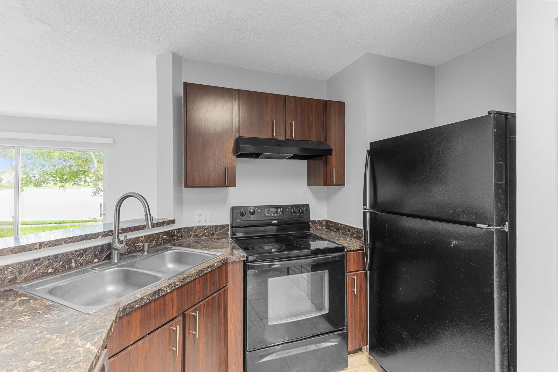 3469 NW 44th Street, Unit 104, Lauderdale Lakes, FL 33309 Photo