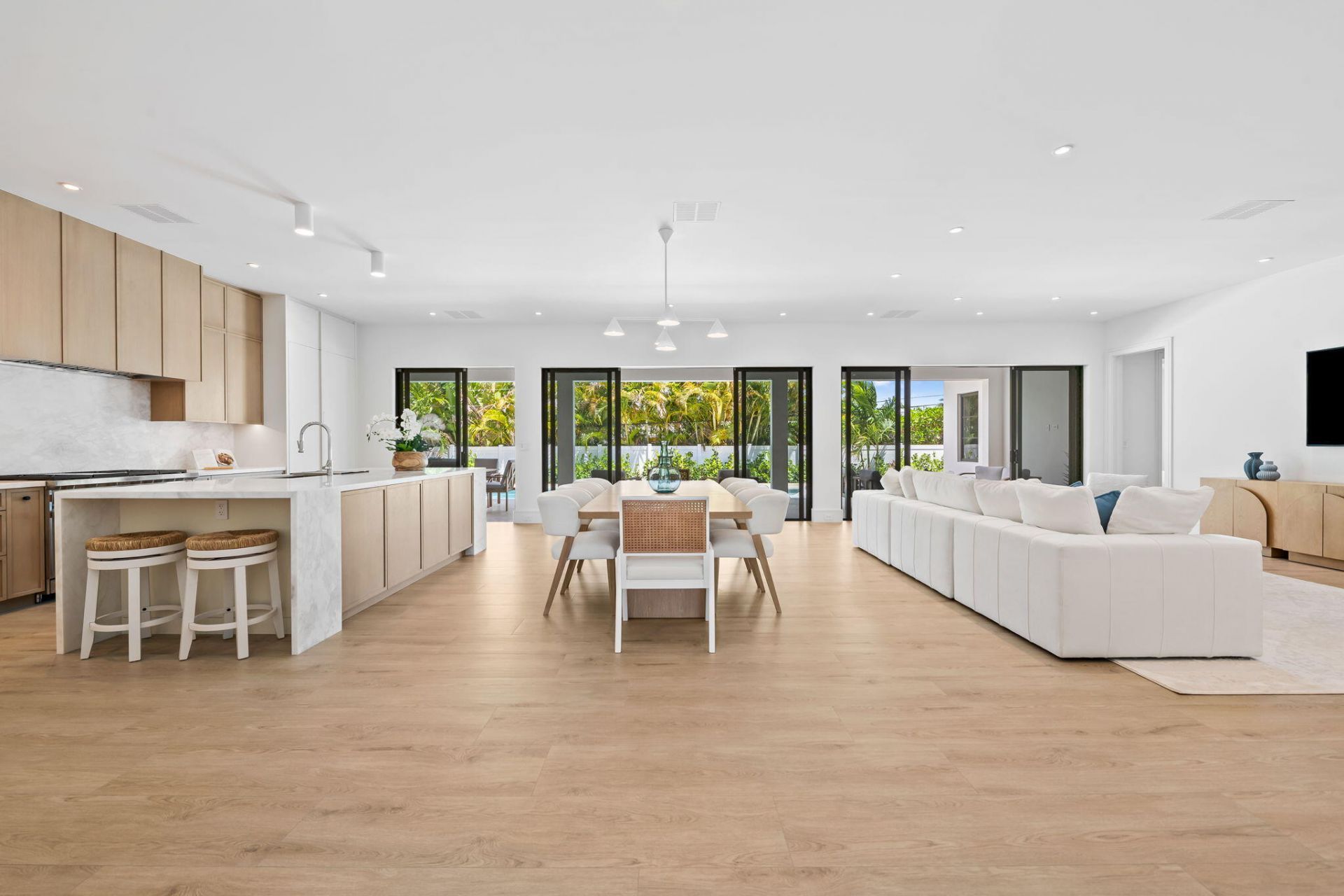 2725 NE 28th Street, Fort Lauderdale, FL 33306 Photo