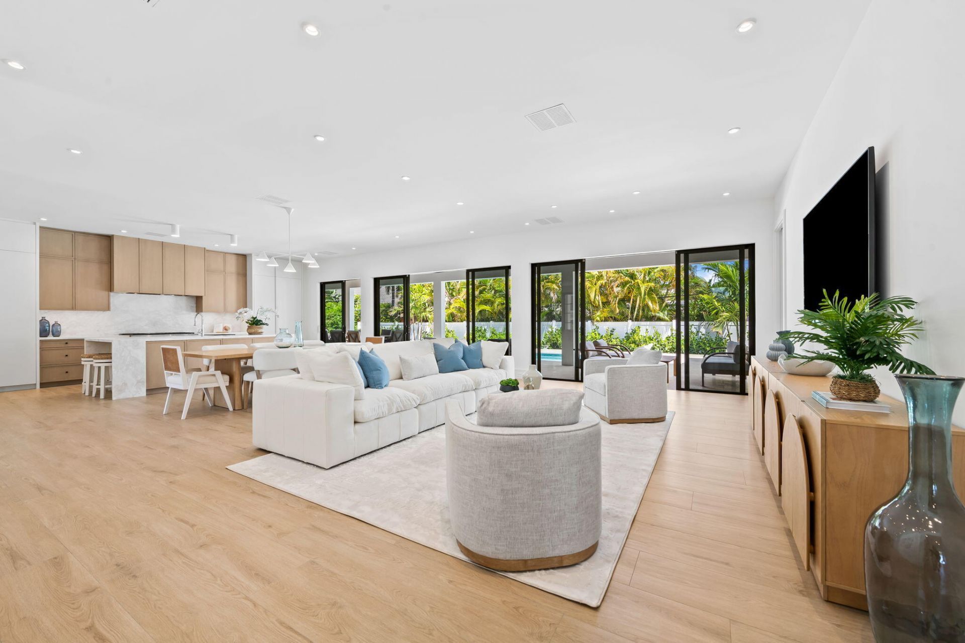 2725 NE 28th Street, Fort Lauderdale, FL 33306 Photo
