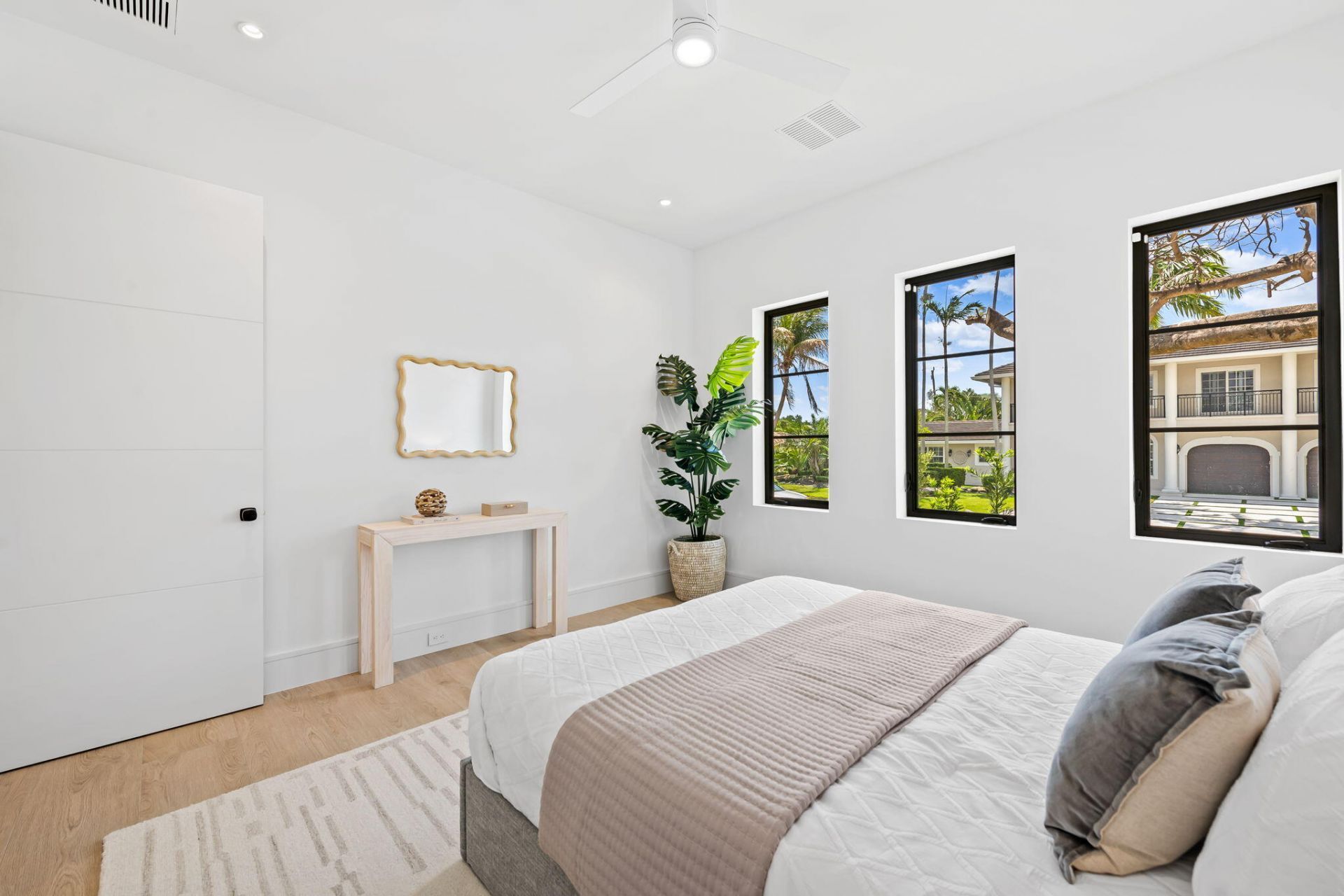 2725 NE 28th Street, Fort Lauderdale, FL 33306 Photo