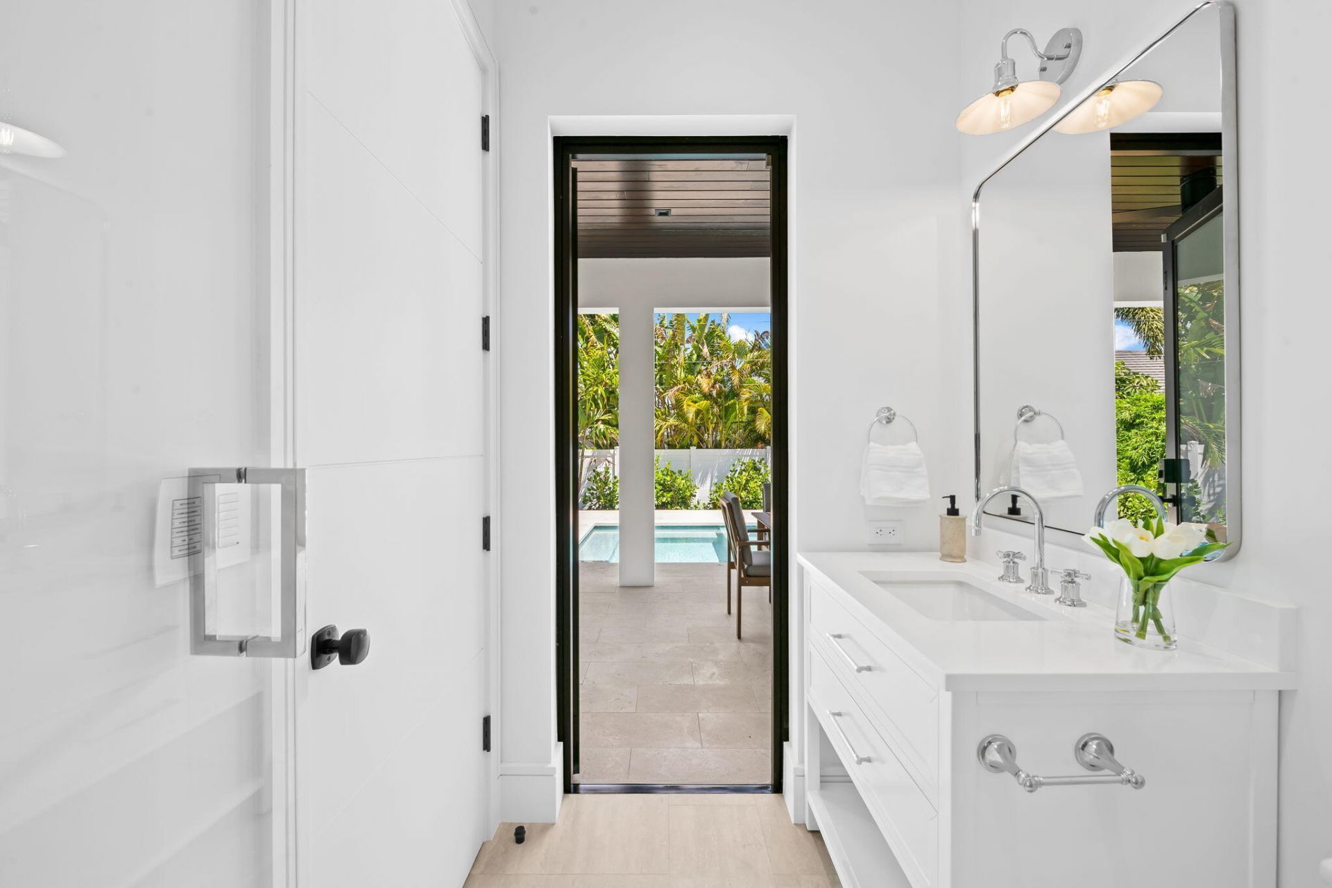 2725 NE 28th Street, Fort Lauderdale, FL 33306 Photo