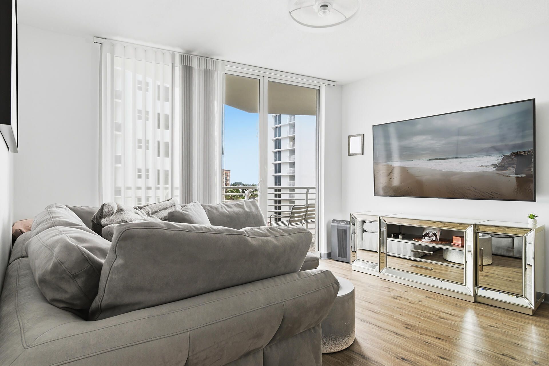 1551 N Flagler Drive, Unit 605, West Palm Beach, FL 33401 Photo