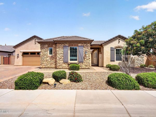 3530 E AQUARIUS Place, Chandler, AZ 85249