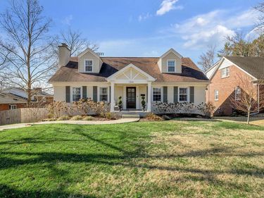 1252 Gainesway Drive, Lexington, KY 40517