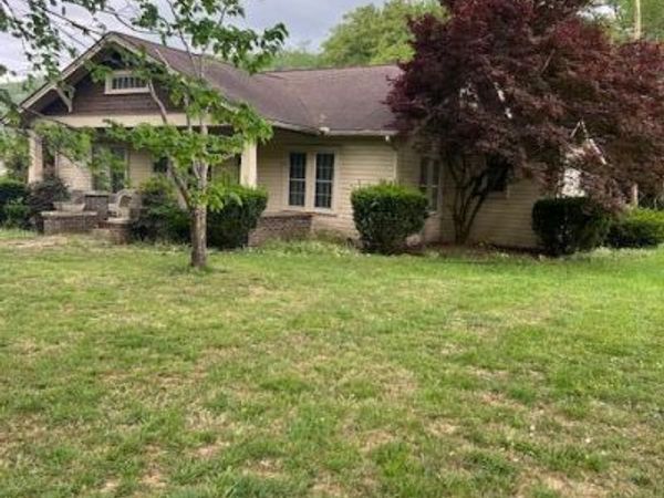 1608 Tennessee 116 , Caryville, TN 37714