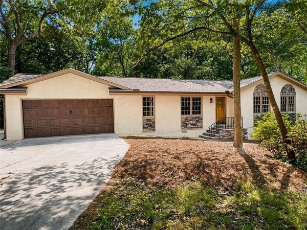 2304 Rolling Acres Court SW, Conyers, GA 30094