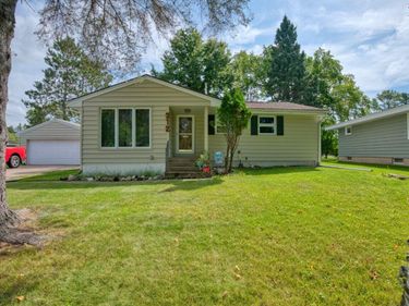 312 S 2nd Street W, Aurora, MN 55705
