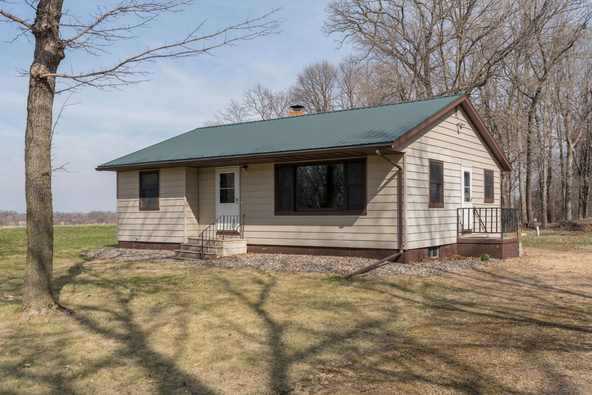 52072 State Highway 30 , Amboy, MN 56010