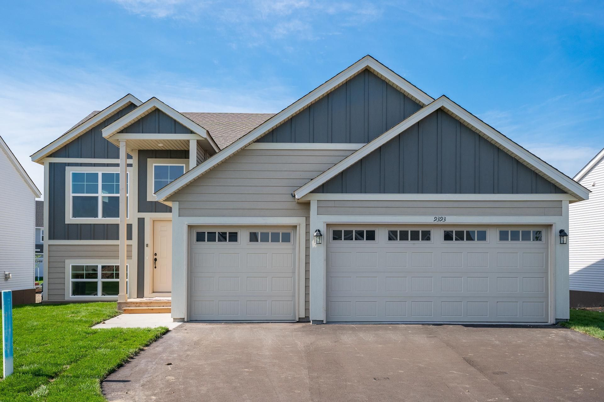 983 Willow Glen Avenue , Somerset, WI 54025