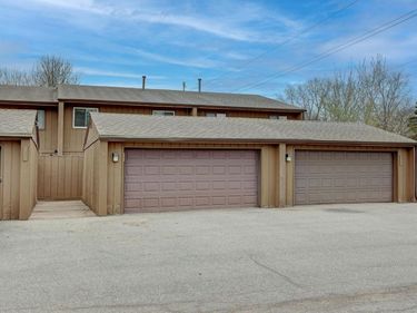 987 11th Avenue SW, Forest Lake, MN 55025