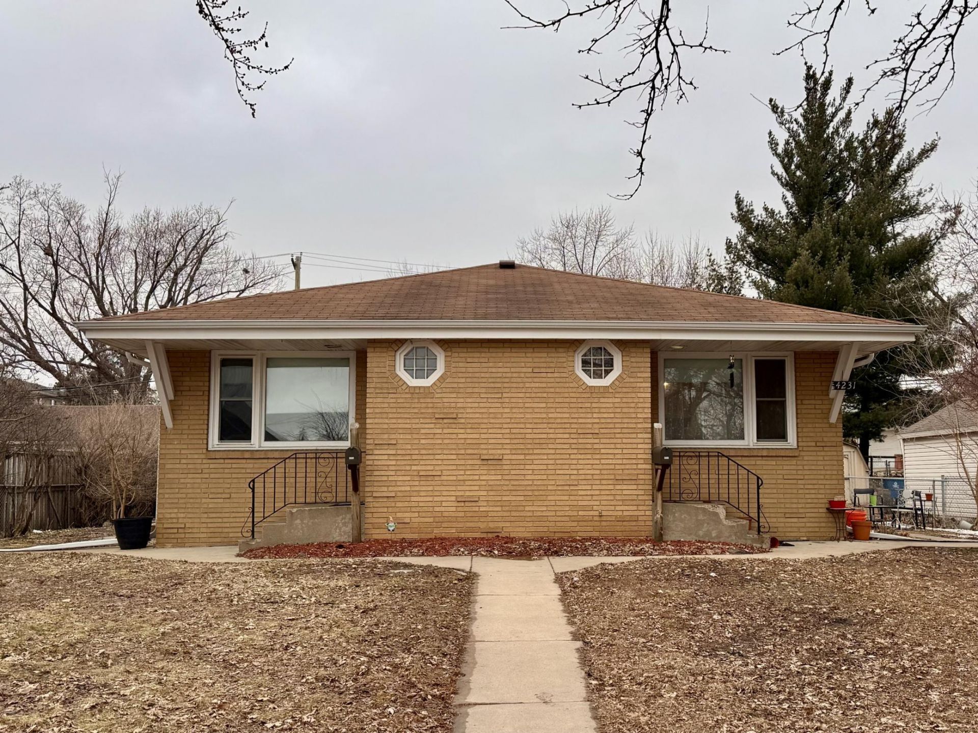 4229 Unity Avenue N, Robbinsdale, MN 55422
