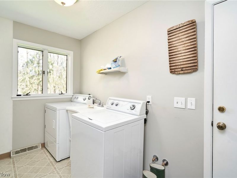 14125 Country River Lane, Newbury, OH 44065 Photo 12