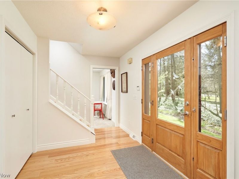 14125 Country River Lane, Newbury, OH 44065 Photo 2