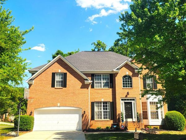 9310 Autumn Applause Drive, Charlotte, NC 28277