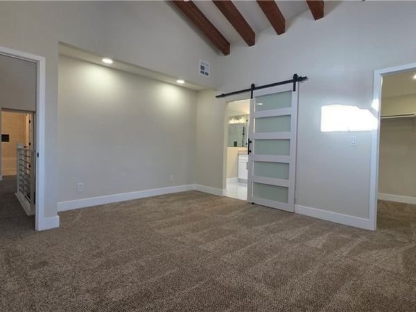 1312 Oak Tree Lane, Las Vegas, NV 89108