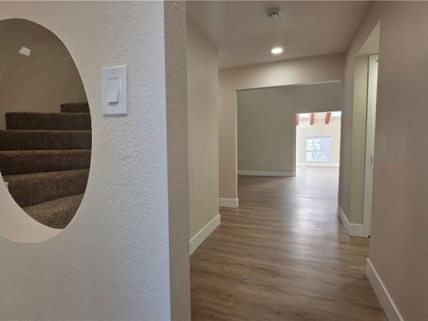 1312 Oak Tree Lane, Las Vegas, NV 89108