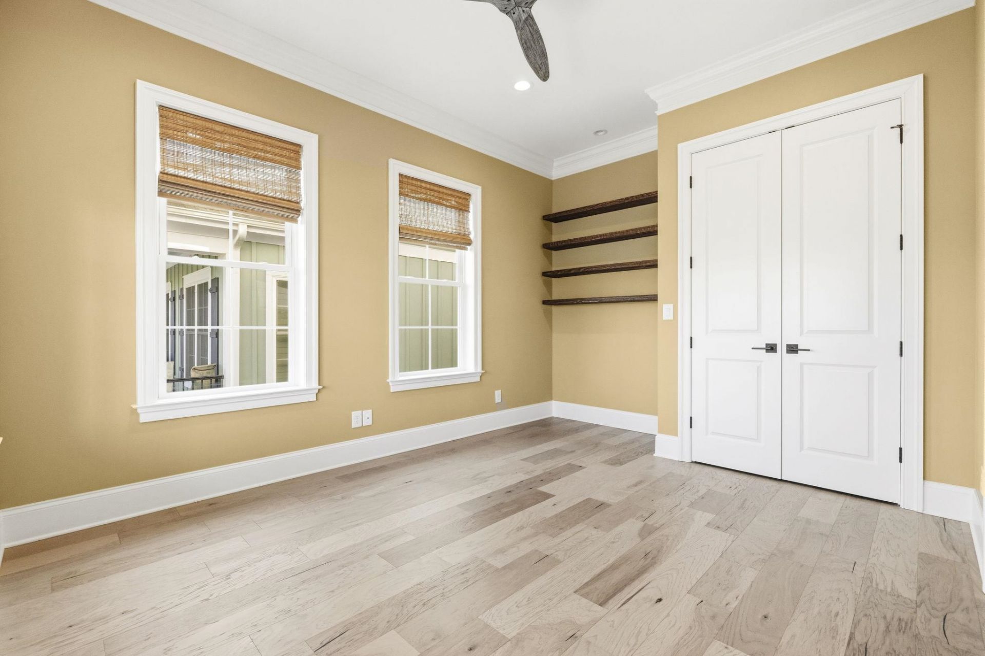 464 West Palm Dr. Photo 8
