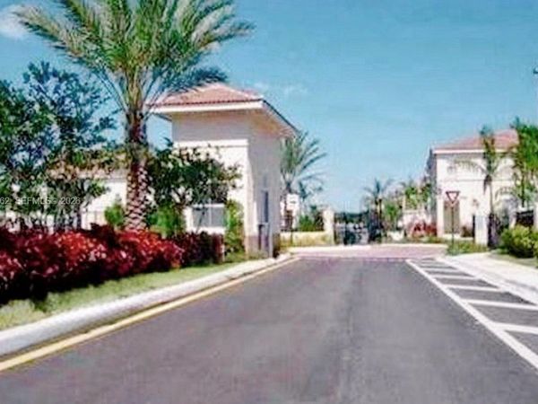 15810 SW 40th St, Unit 57, Miramar, FL 33027