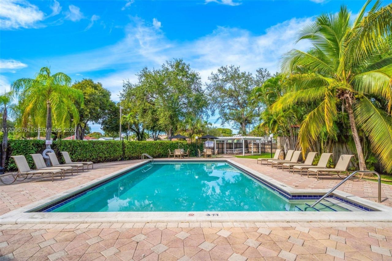 2160 SW 16th Ave, Unit 417, Miami, FL 33145 Photo