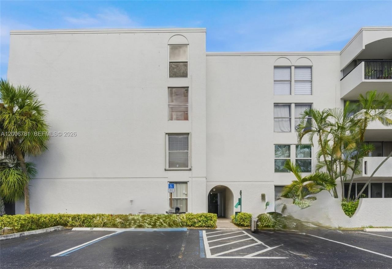 2160 SW 16th Ave, Unit 417, Miami, FL 33145 Photo