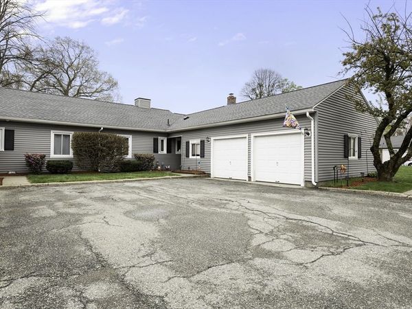 165 Applewood Drive, Unit 165, Chicopee, MA 01022