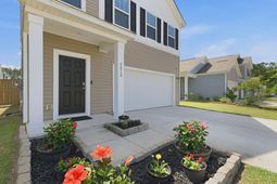 5012 Ferry Field Drive photo 4
