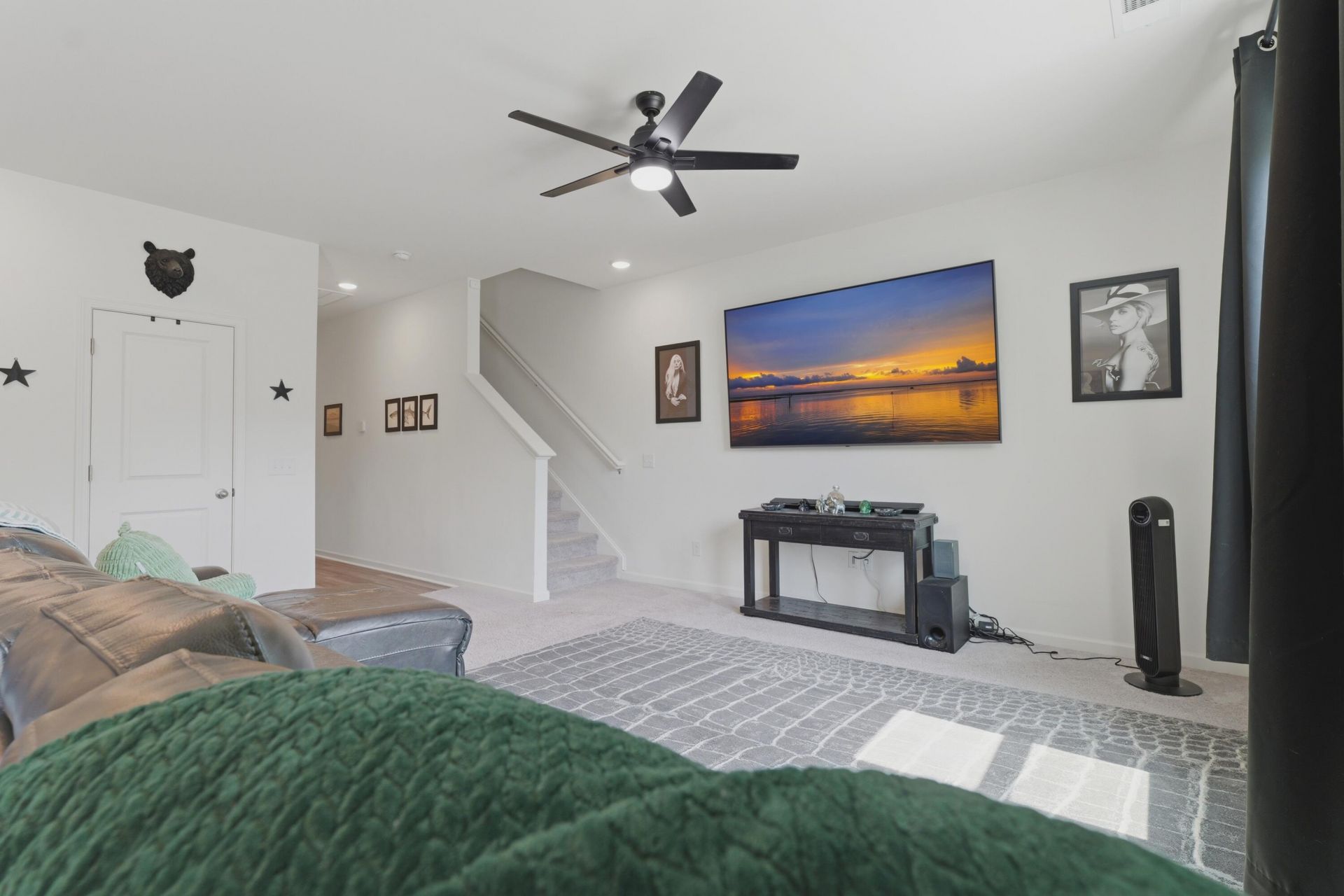 5012 Ferry Field Drive Photo 9