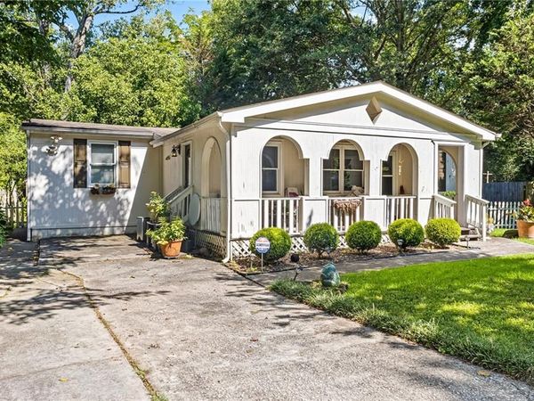 2738 S Bamby Lane NE, Brookhaven, GA 30319