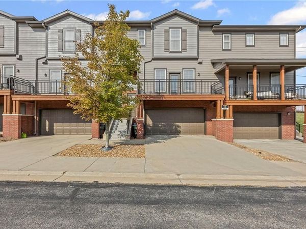 5245 Overland Drive, Unit C10, Lawrence, KS 66049