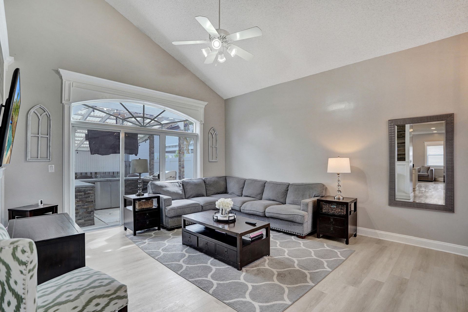 18930 NW 10th Terrace, Pembroke Pines, FL 33029 Photo